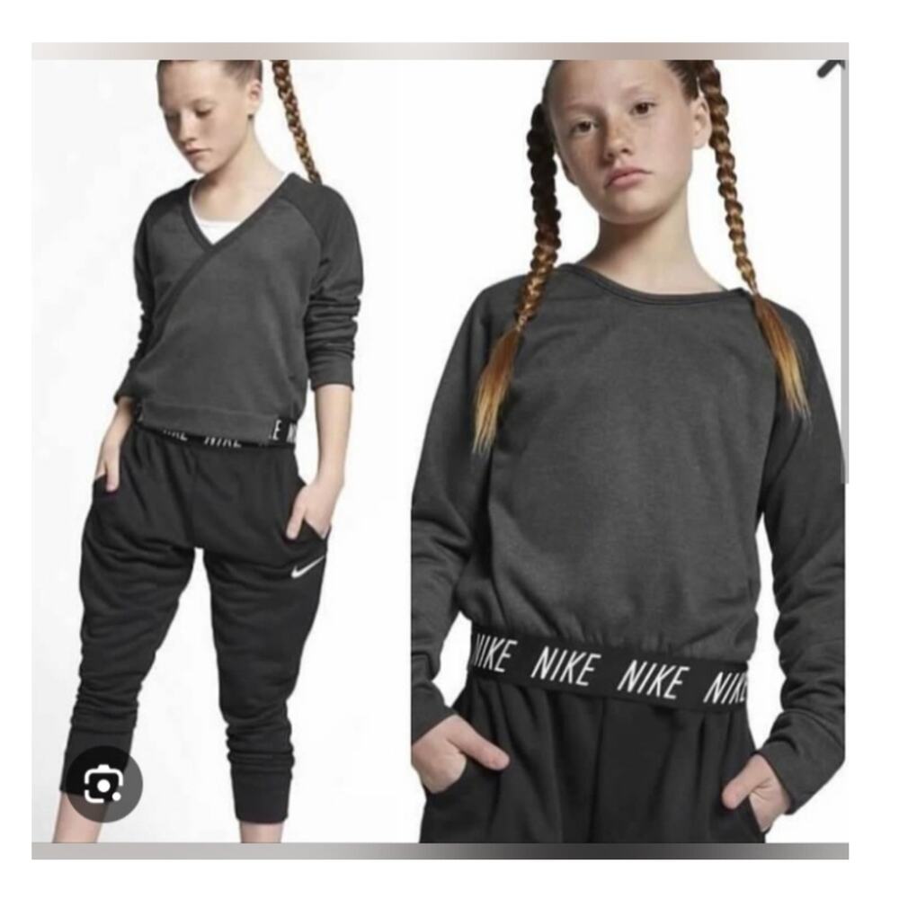 Nike Kids Studio Black/Gray Reversable Long Sleeve Pullover Size XL